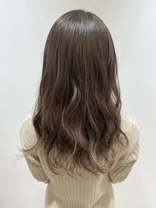 ミディアム カラー 🐺ウルフ/レイヤー 似合わせ‎🤍沙羅のヘアスタイル