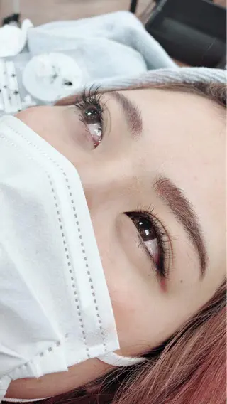 マツエク・マツパ 野崎 ひかりのヘアスタイル