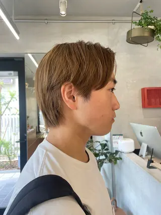 カラー メンズ 鶴井 美空のヘアスタイル