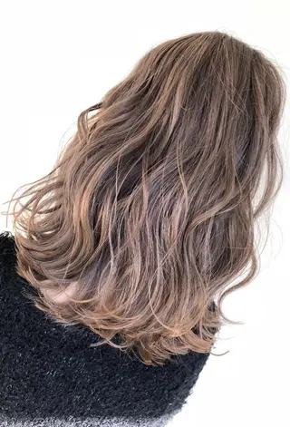 セミロング 渋谷/ハッシュ レイヤーカット/会田のヘアスタイル