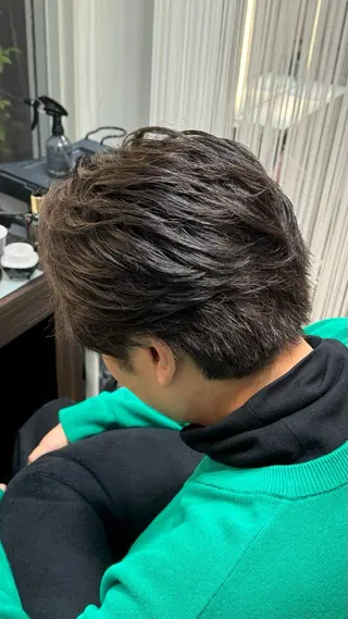 ショート カラー パーマ メンズ 鶴田 来夢のヘアスタイル