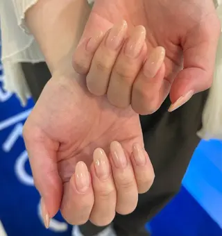 ネイル Blue Reef 四谷三丁目所属・たかの はづきのネイルデザイン