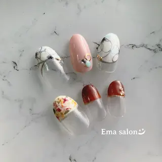 ネイル Ema salon satomiのネイルデザイン