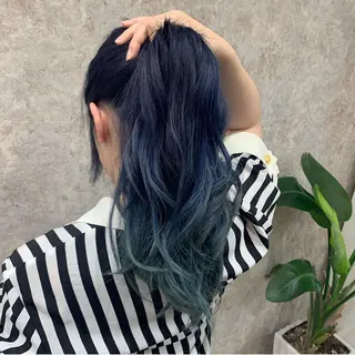 ロング カラー piLLon/ RYUKAのヘアスタイル