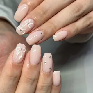 ネイル Ray. ちゅるん系ニュアンスのネイルデザイン