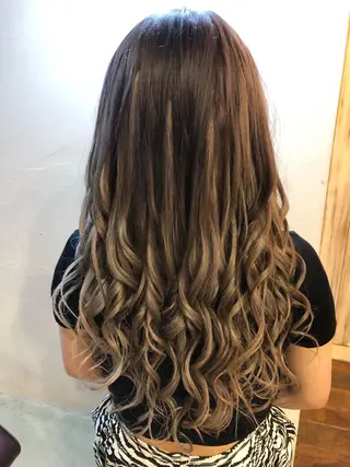 ロング RAIA💎ケア ブリーチ&パーマ💎のヘアスタイル