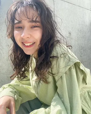 ミディアム パーマ カラー CEINE【セーヌ】 三軒茶屋のヘアスタイル