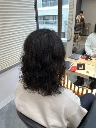 ミディアム パーマ メンズ 銀座　REFINED 🫧立元のヘアスタイル