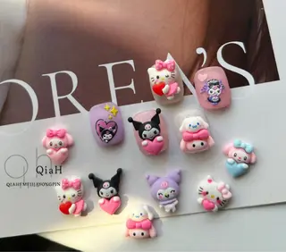 ネイル C ✨Mのネイルデザイン