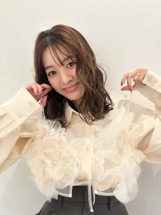 ミディアム パーマ 谷川 優奈のヘアスタイル