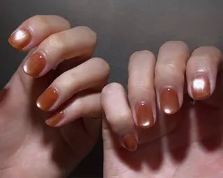 ネイル Nailsalon Repos.所属・Rika🌼 シンプル•マグネットのネイルデザイン