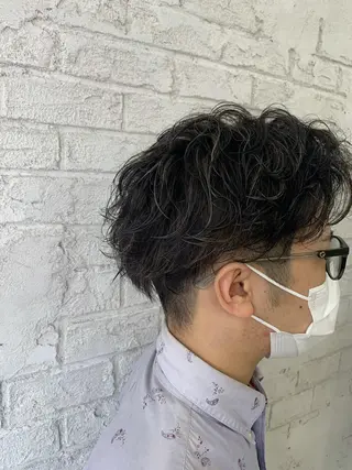 ショート カラー メンズ ブリーチ特化 ハイトーンRYOYAのヘアスタイル