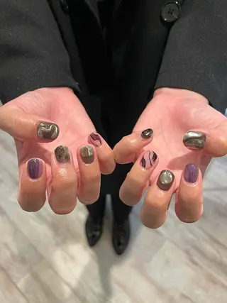 ネイル une／YUKINA 🫧大人nuanceのネイルデザイン