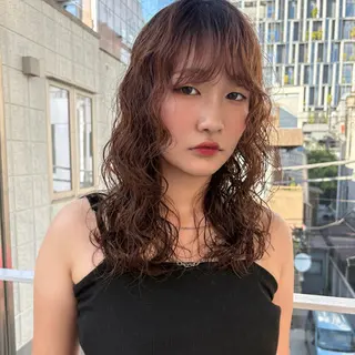 ロング パーマ FBeauty 青山店所属・透明感カラー& 外国人風パーマのヘアスタイル