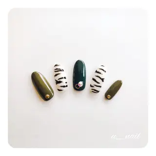 ネイル u_nail所属・u Sayuriのネイルデザイン