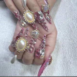 ネイル Rire_eye+beauty_nail所属・Rire_ nail_yukiのネイルデザイン