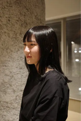 カラー 内田 海香のヘアスタイル