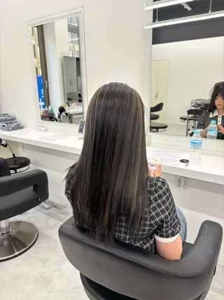 ロング カラー 韓国レイヤー ハッシュカットのヘアスタイル