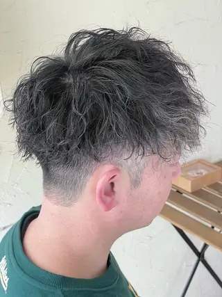 ショート カラー パーマ メンズ メンズ特化/パーマ指 名No.1/百瀬太郎のヘアスタイル