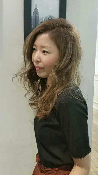 セミロング カラー 顔周りレイヤーカット 髪質改善代表西村功平のヘアスタイル