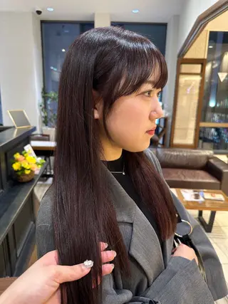ロング カラー Aura所属・丸山 心 / 艶カラーのヘアスタイル