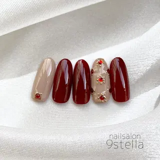 ネイル nailsalon 9stella所属・久保 菜摘のネイルデザイン