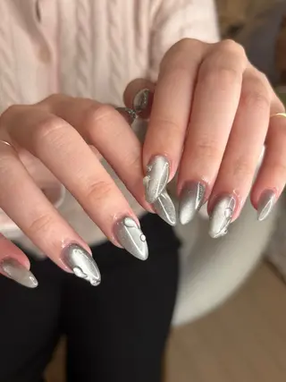 ネイル moi nail ˙⋆.˚のネイルデザイン