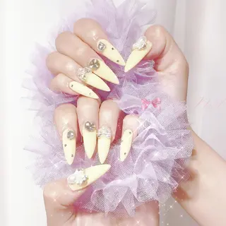 ネイル YuKi【韓国ネイル ワンホン 長さだし】のネイルデザイン