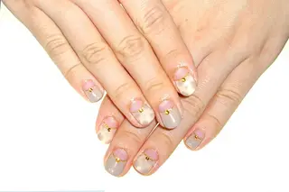 ネイル fujinail(バーバーフジノ)所属・藤野 智美のネイルデザイン