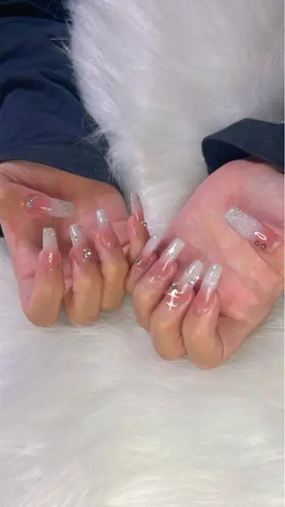 ネイル Belle Époque 𓃛のネイルデザイン