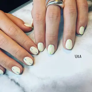 ネイル UrakoNail 《nail》のネイルデザイン
