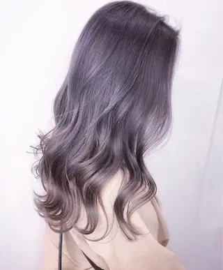 ロング naomi (夜間営業受付中★)のヘアスタイル