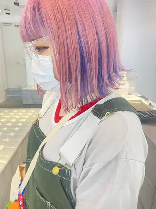 ミディアム カラー ヘアアレンジ 🎨ハイトーン/ 切りっぱなし みつきのヘアスタイル