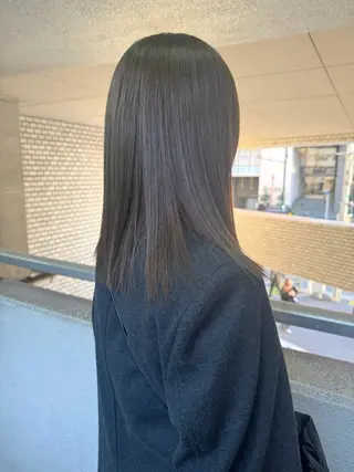 カラー ブリーチカラー🎀 韓国風/寺門美優のヘアスタイル