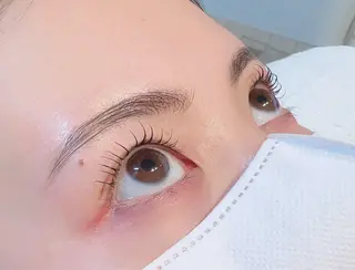 マツエク・マツパ こだわりカラー🕊️ 坪井美南🌼のマツエク・マツパデザイン