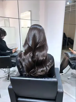 ロング カラー Labo by ahnkism所属・FUUMI /艶髪/透明感カラーのヘアスタイル