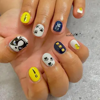 ネイル 粟津 美紀のネイルデザイン