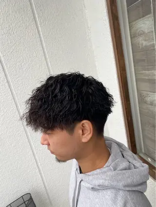 パーマ メンズ 庄 優馬のヘアスタイル