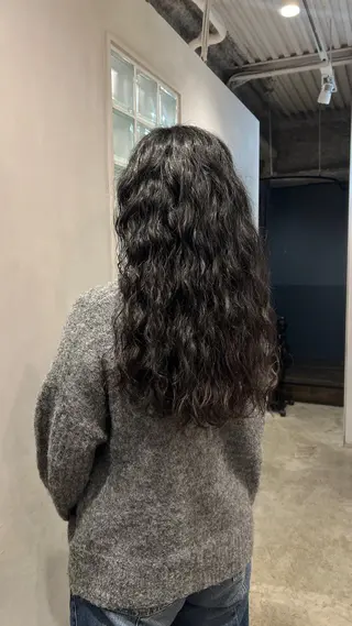 ロング パーマ ☆ 透明感カラー HARUKA ☆のヘアスタイル