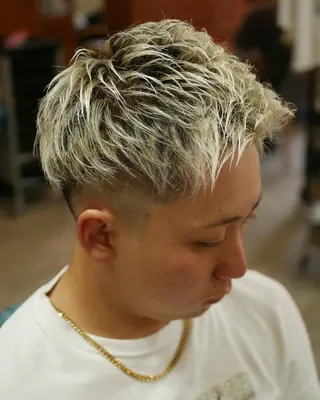 ショート メンズ SWELL  七隈四つ角店所属・SWELL アトムのヘアスタイル