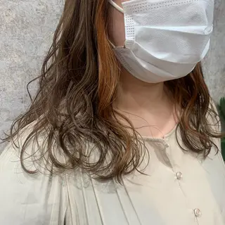 カラー piLLon/ RYUKAのヘアスタイル