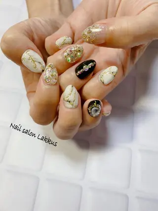 ネイル Lakkus T－CHIのネイルデザイン