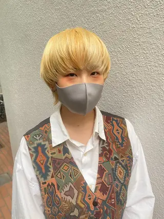 ショート カラー ハマベ イクト FLORENのヘアスタイル