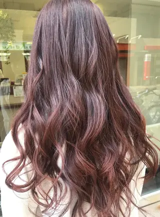ロング カラー 齊藤 久恵のヘアスタイル