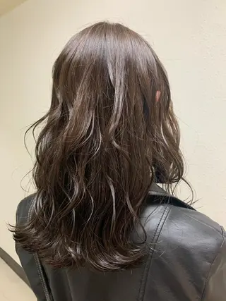 セミロング カラー エンドウ ミノリ🤎 /半個室/レイヤーのヘアスタイル