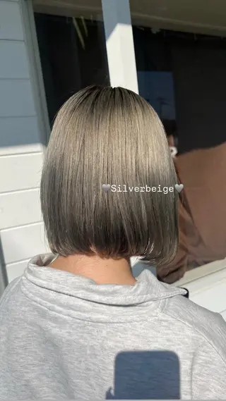 ミディアム 友田 未来のヘアスタイル