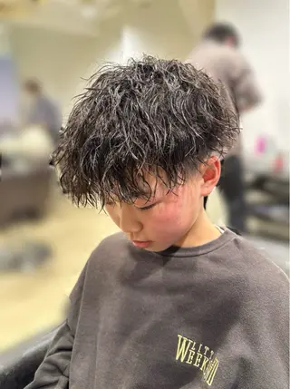 パーマ メンズ キッズ 💈メンズサロン シャドウパーマ大募集のヘアスタイル