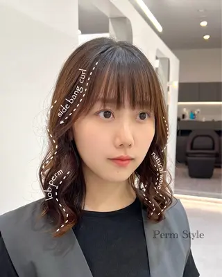 パーマ ARMONY モモのヘアスタイル