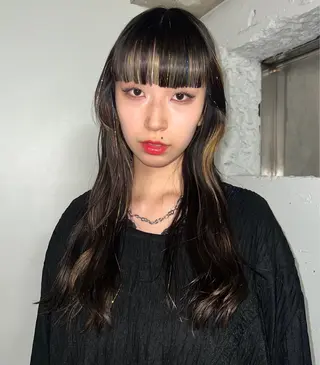 ロング カラー ファッションに 溶け込むstyleのヘアスタイル