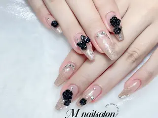 ネイル M🌷nail 長さだし専門店のネイルデザイン